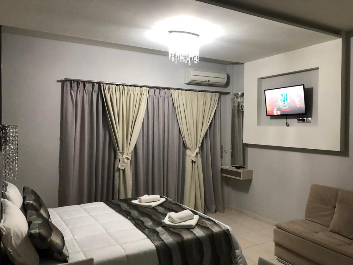 Peristeres Appartments Rodhákinon Bagian luar foto
